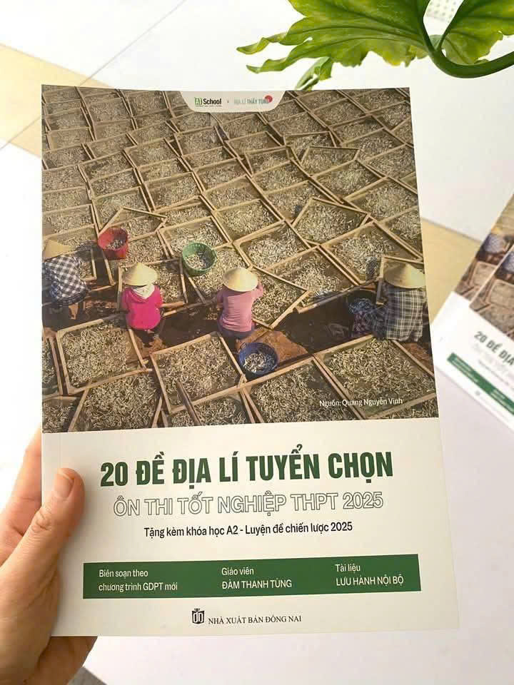 SÁCH 20 ĐỀ SỬ - ĐỊA TUYỂN CHỌN 2025 - ATSHOOL